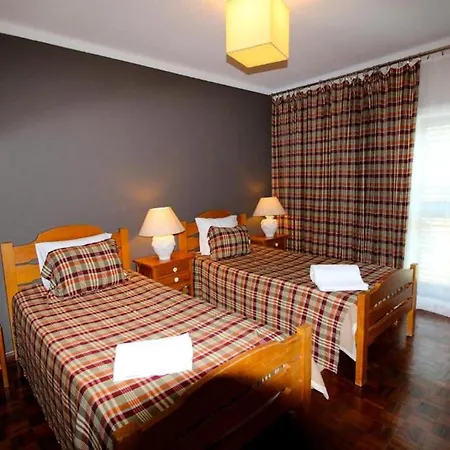 Exquisite Vilamoura 4 Bedrooms Bonito Bright Elegant Interior Golf Courses Views 奎特里拉