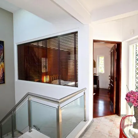 Exquisite Vilamoura Villa 4 Bedrooms Villa Bonito Bright & Elegant 奎特里拉