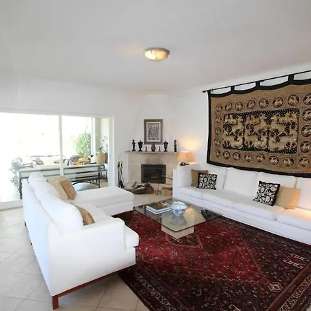 Exquisite Vilamoura Villa 4 Bedrooms Villa Bonito Bright & Elegant 别墅 奎特里拉
